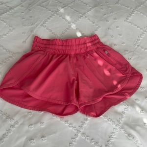 Lululemon shorts size 4